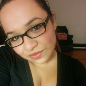 Meet your Posher, Isabelle